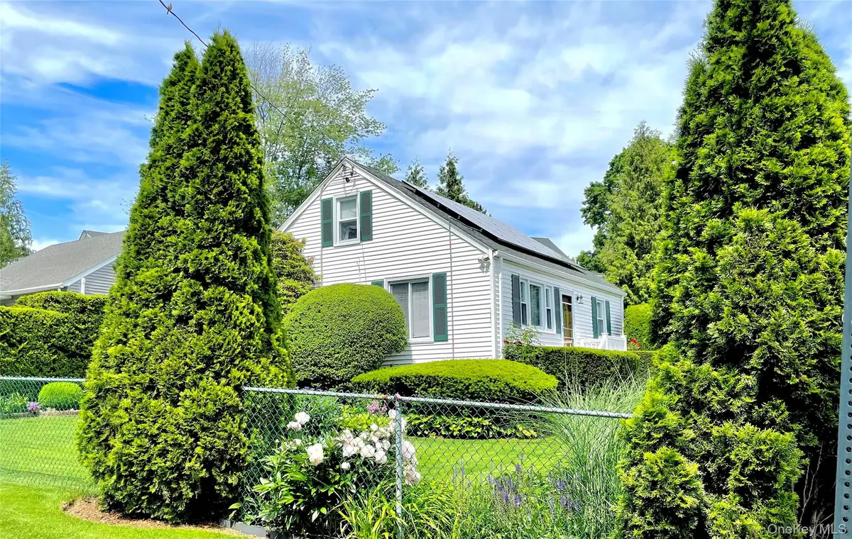 11 Brook Road, Port Chester, NY 10573 - #1