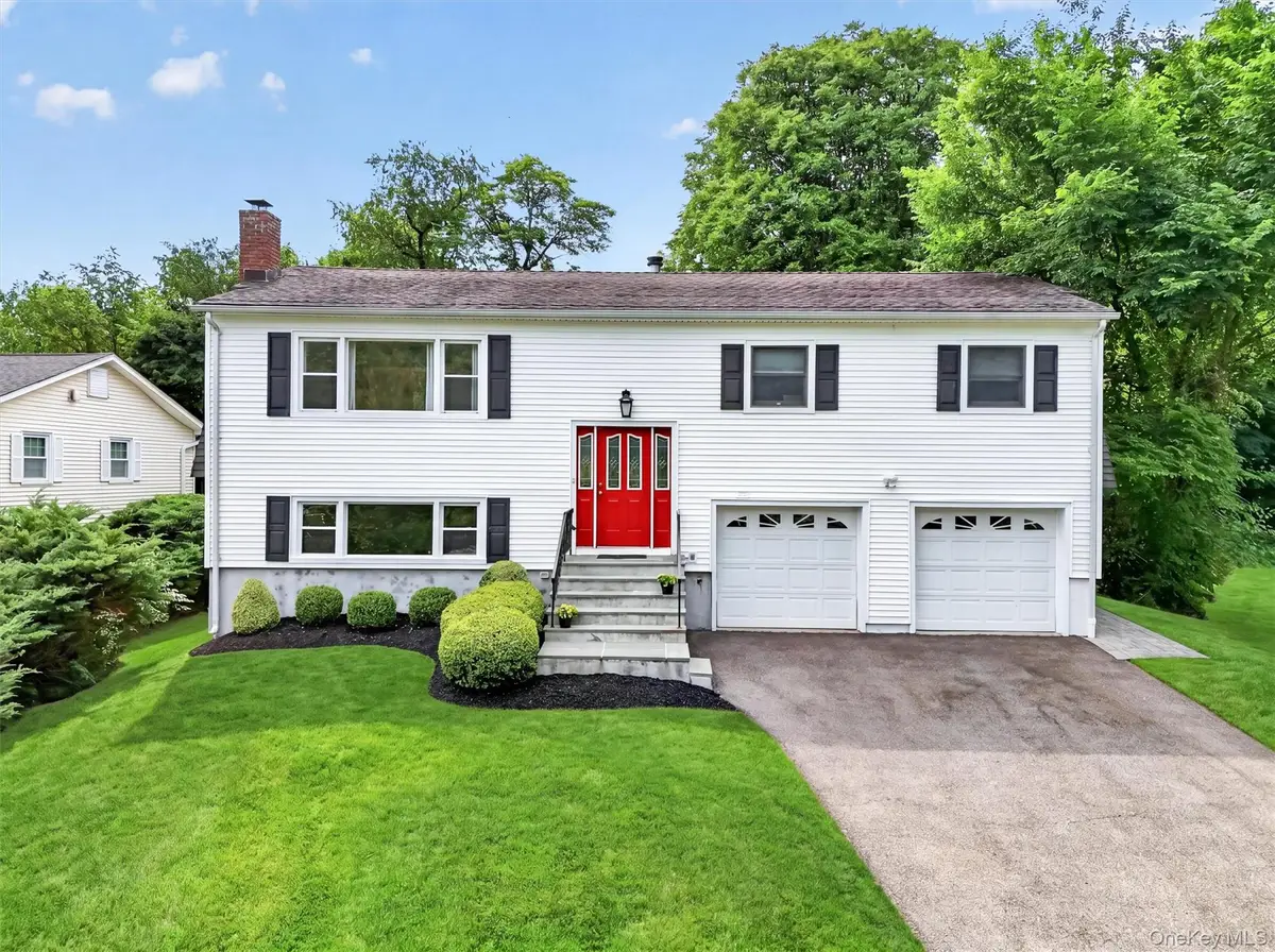 15 Round Tree Lane, Montrose, NY 10548 - #1