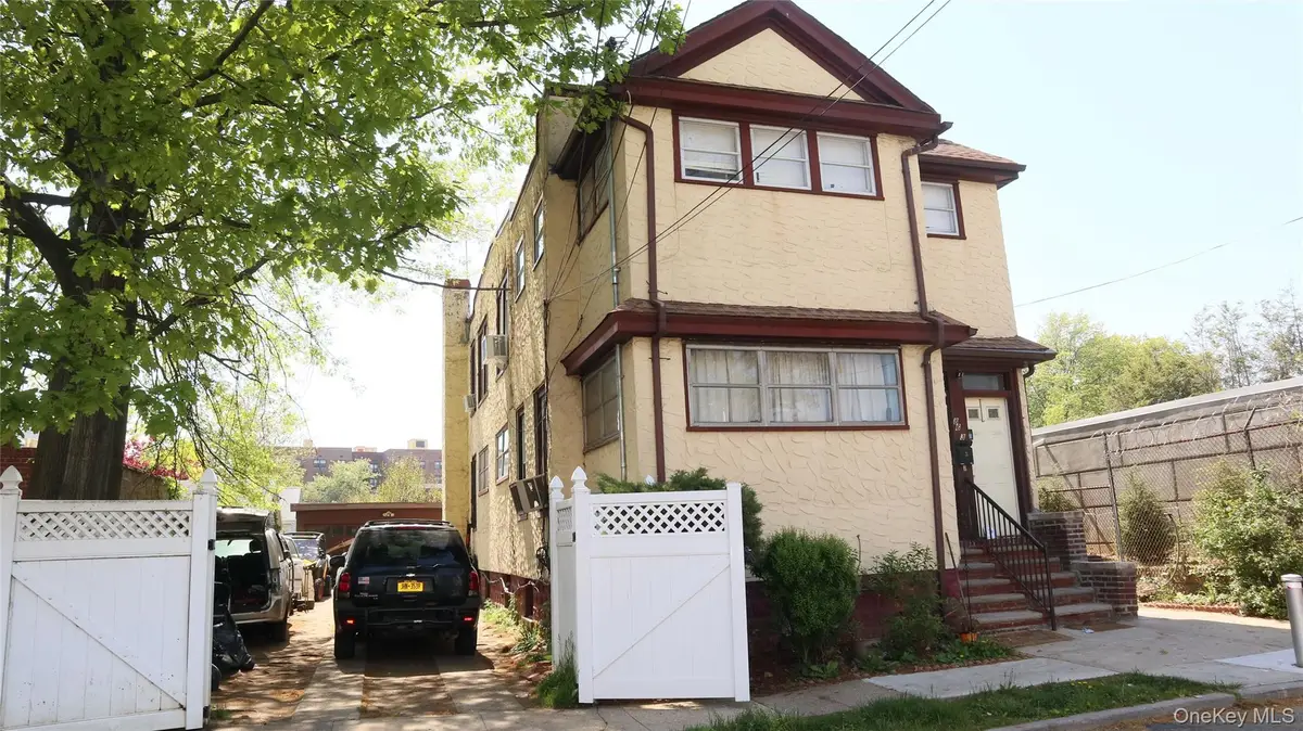 86-36 136th Street, Richmond Hill, NY 11418 - #1