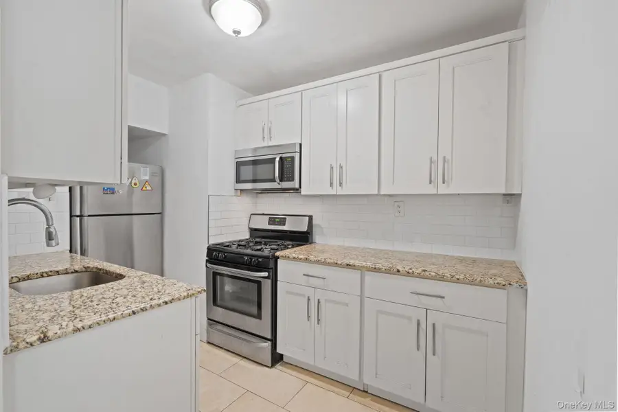 139-15 83rd Avenue #305, Briarwood, NY 11435 - #2