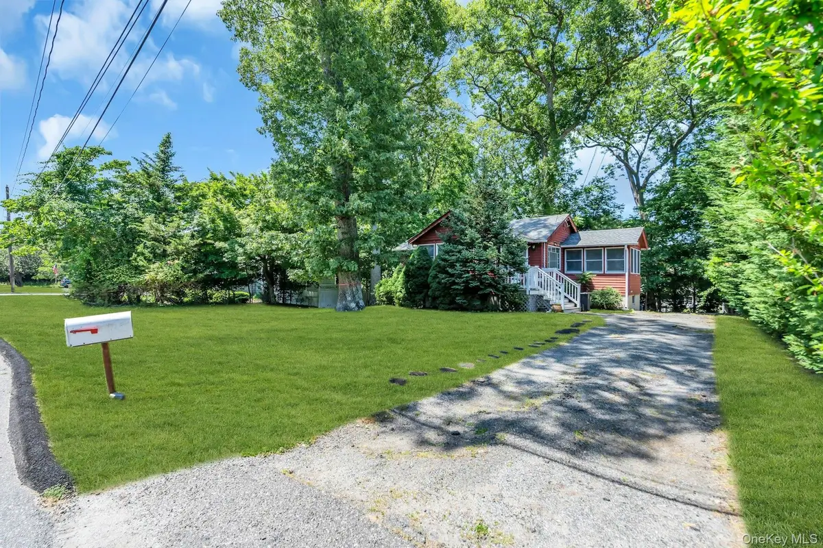 33 Cedar Drive, Miller Place, NY 11764 - #1