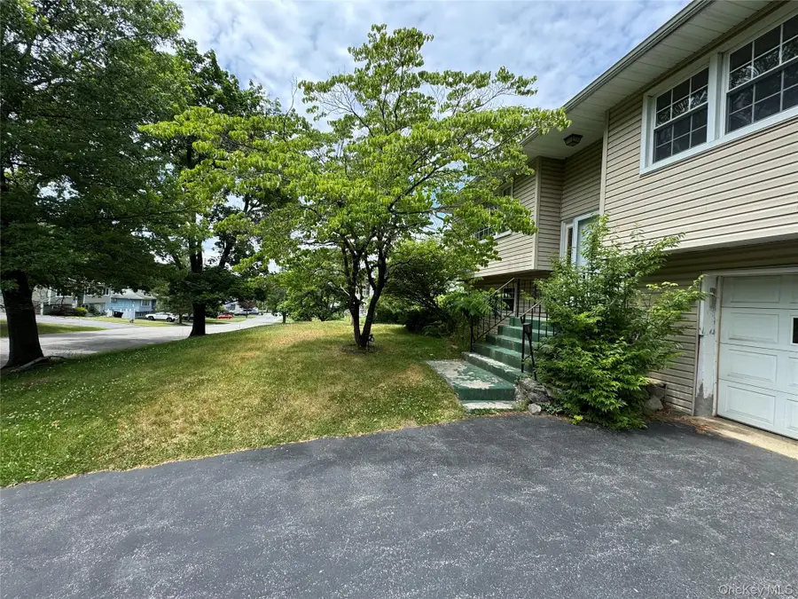 11 Lynbrook Road, Poughkeepsie, NY 12603 - #2