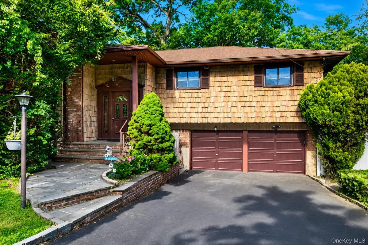 37 Windham Drive, South Huntington, NY 11746 - #1