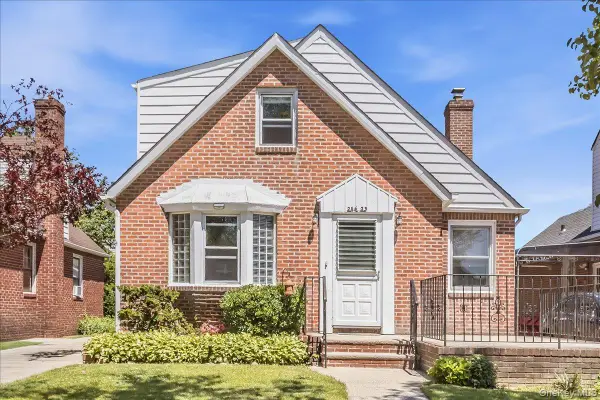 254-23 83rd Avenue, Glen Oaks, NY 11004