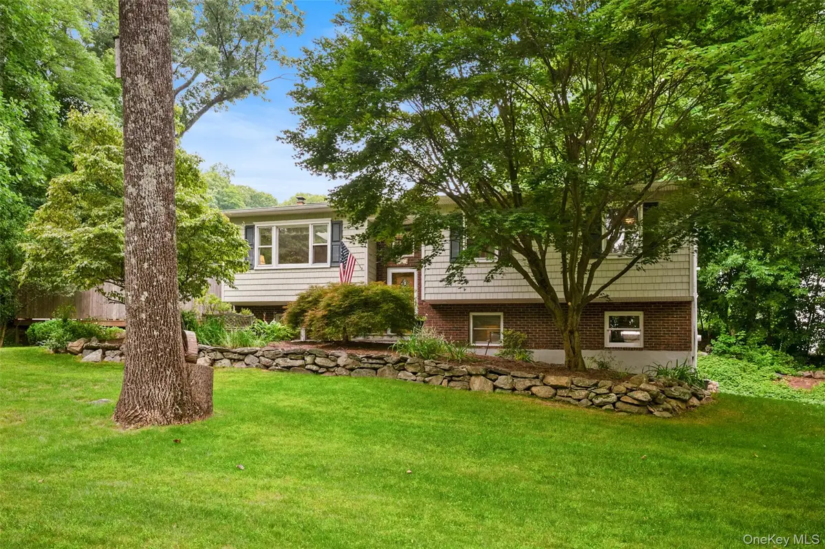 27 Silleck Boulevard, Putnam Valley, NY 10579 - #1