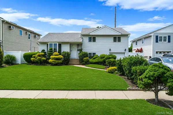68 Myles Avenue, Levittown, NY 11756