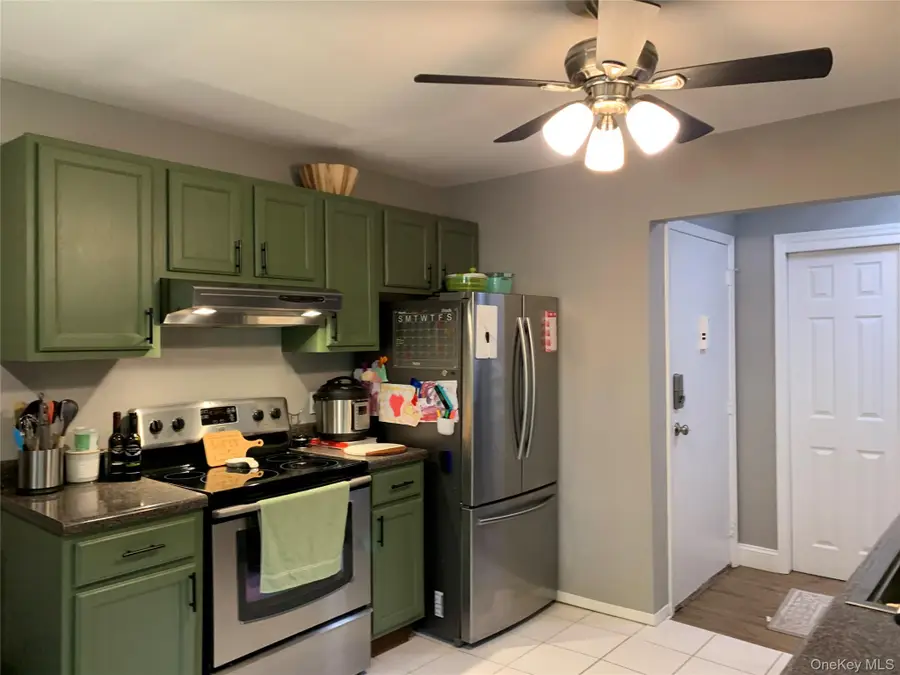 2449F Union #12B, Islip, NY 11751 - #2