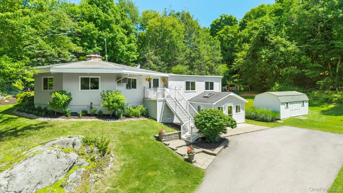12 Raymond Road, North Salem, NY 10560 - #1