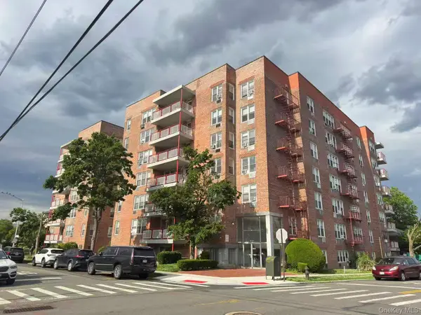 34-25 150th Place #4B, Flushing, NY 11354
