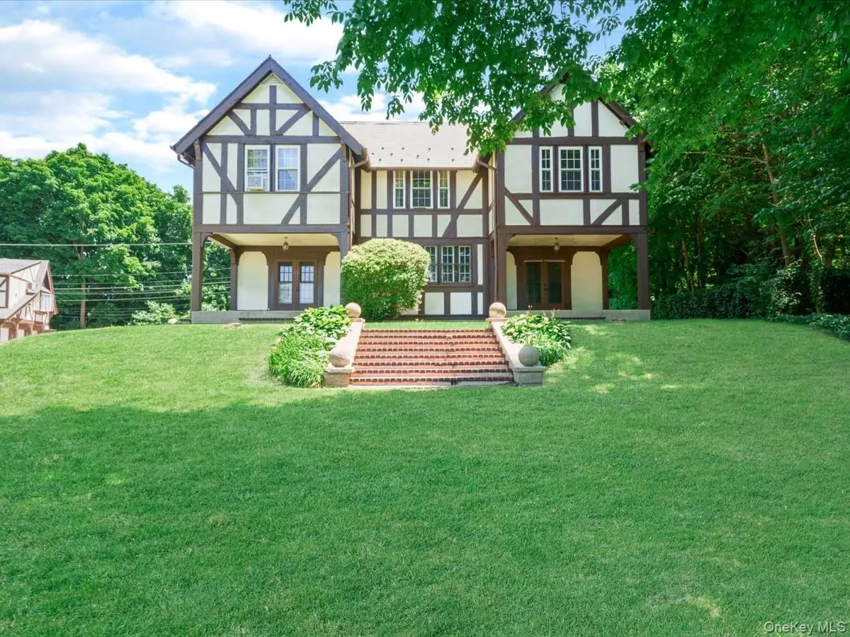 51 Crescent Road, Port Washington, NY 11050 - #1