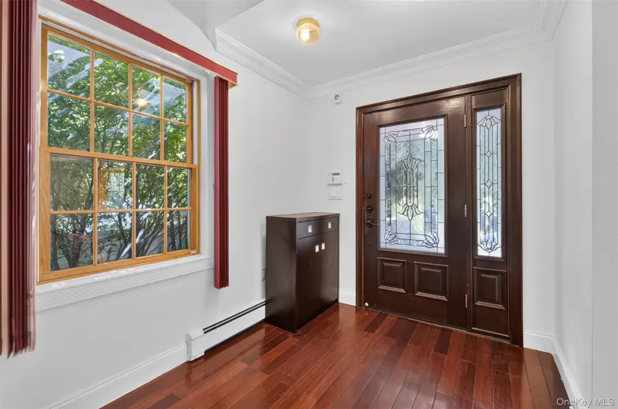 45 Yennicock Avenue, Port Washington, NY 11050 - #3
