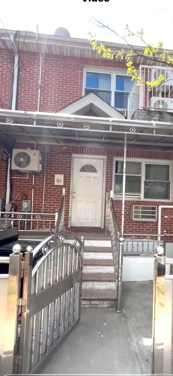 15818 85th Avenue, Jamaica, NY 11432