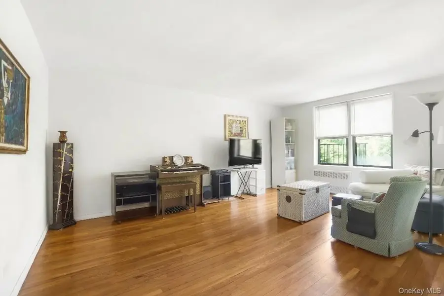 488 Ocean Parkway #3B, Brooklyn, NY 11218 - #3