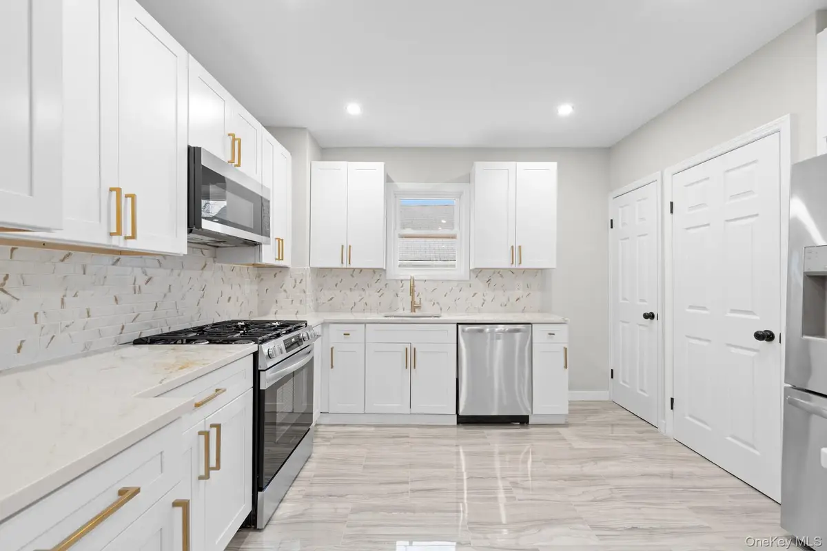 187-41 Tioga Drive, Saint Albans, NY 11412 - #1