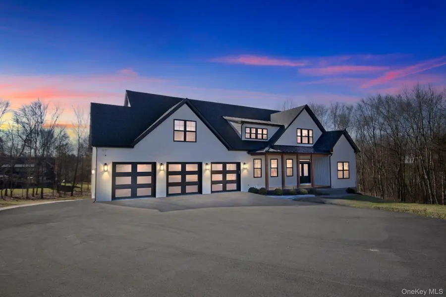 6 Conifer Court, Poughkeepsie, NY 12603 - #3