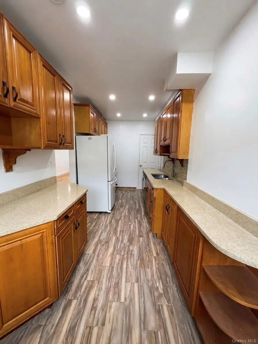 141-09 72nd Avenue, Flushing, NY 11367 - #3