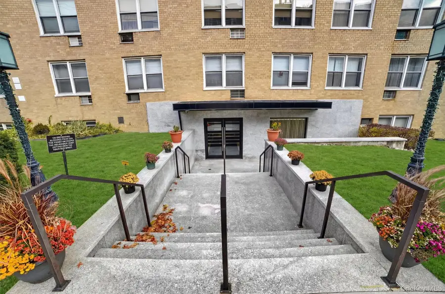 377 Westchester Avenue #1N, Port Chester, NY 10573 - #3
