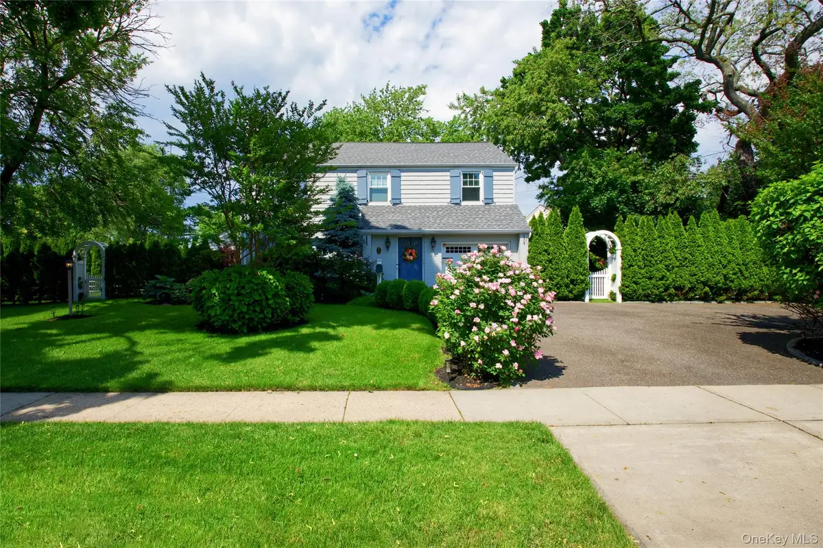 7 Merillon Avenue, Garden City, NY 11530 - #1
