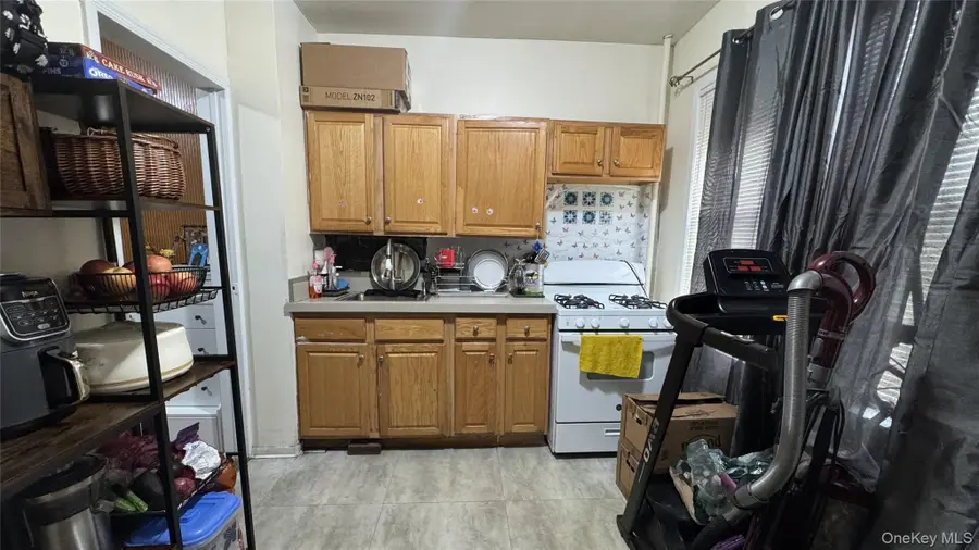 8A Brighton 10th Court, Brooklyn, NY 11223 - #3