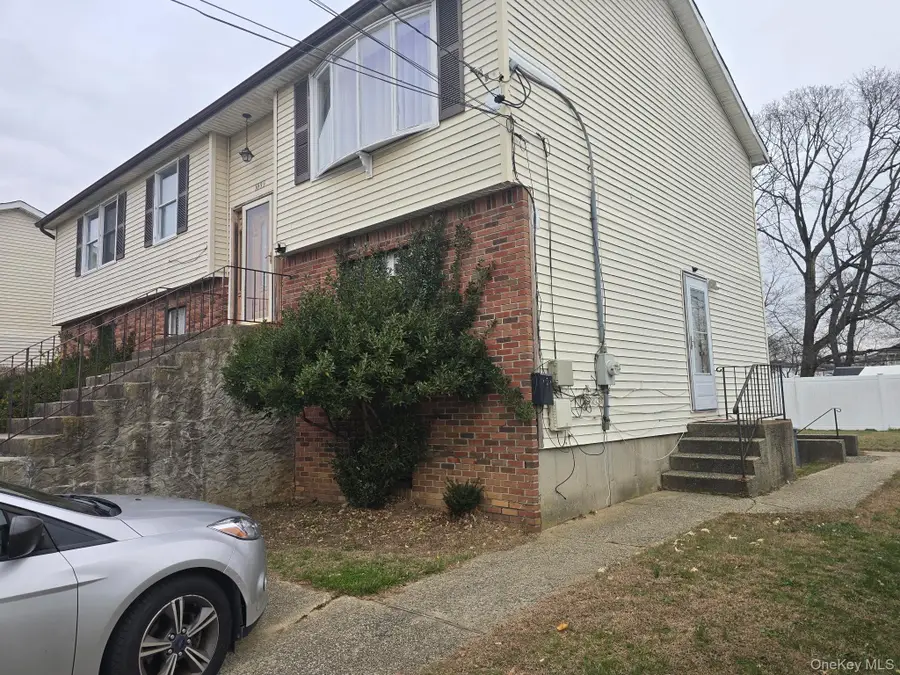1095 Pinebrook Court, West Hempstead, NY 11552 - #2