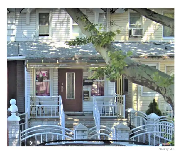 11205 103rd Avenue, Richmond Hill, NY 11419