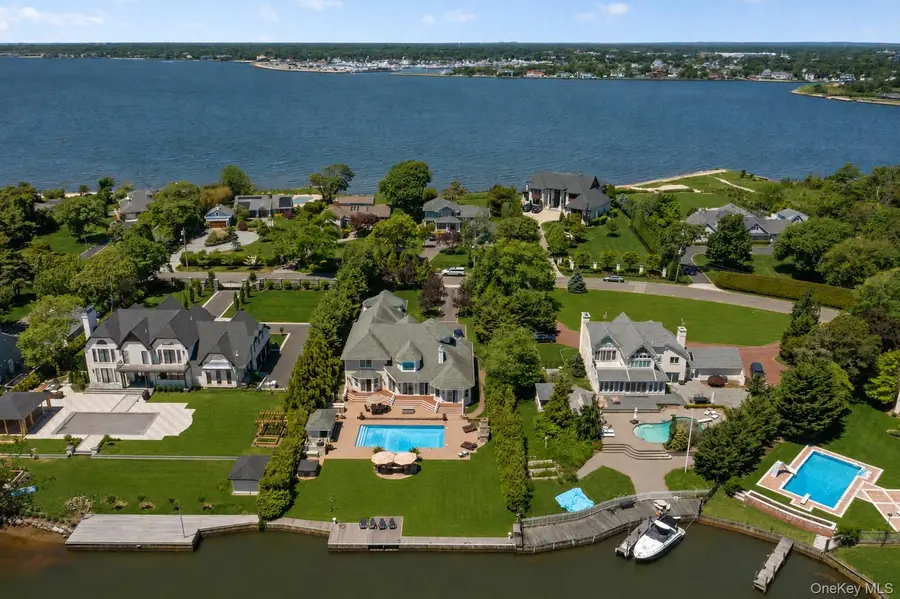 65 W Bayberry Road, Islip, NY 11751 - #2