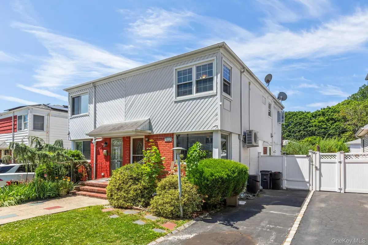 6722 211th Street, Oakland Gardens, NY 11364 - #1