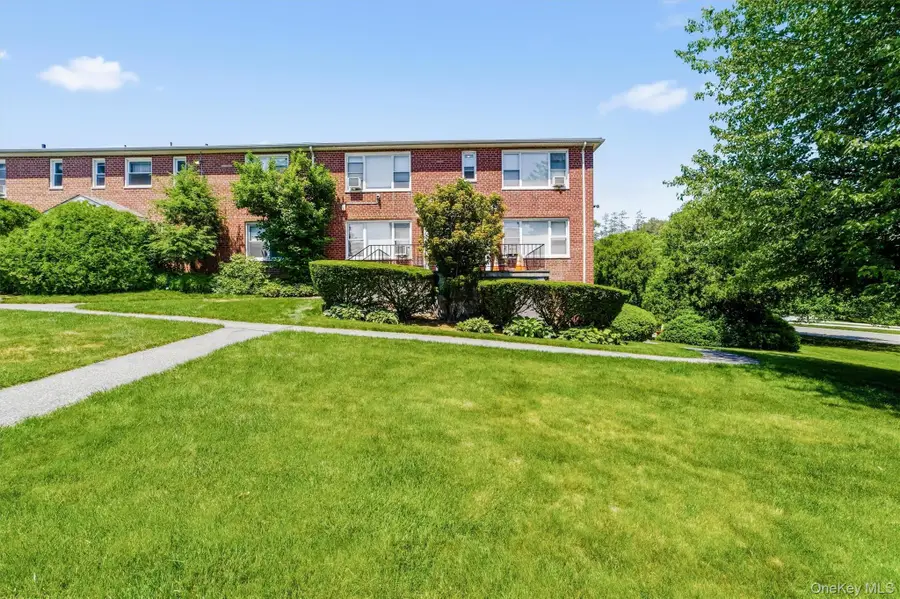 225 Schrade Road #1E, Briarcliff Manor, NY 10510 - #3
