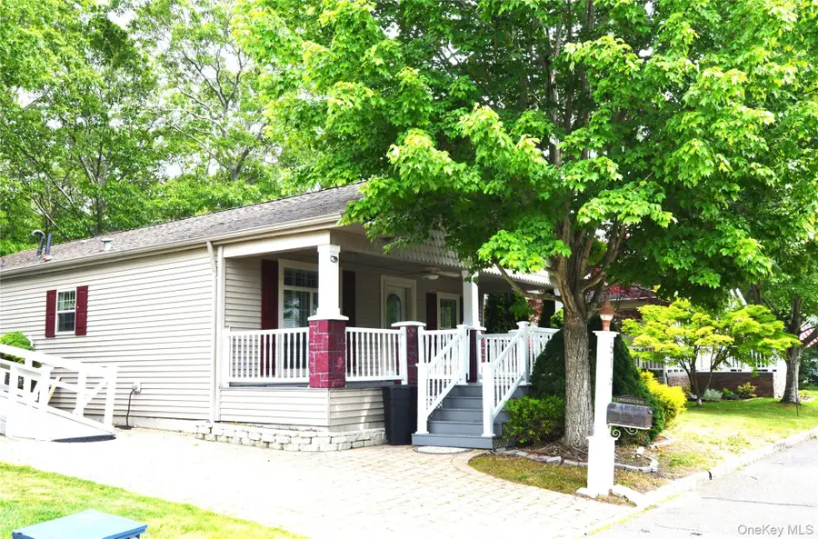 1661 Old Country Road #516, Riverhead, NY 11901 - #2