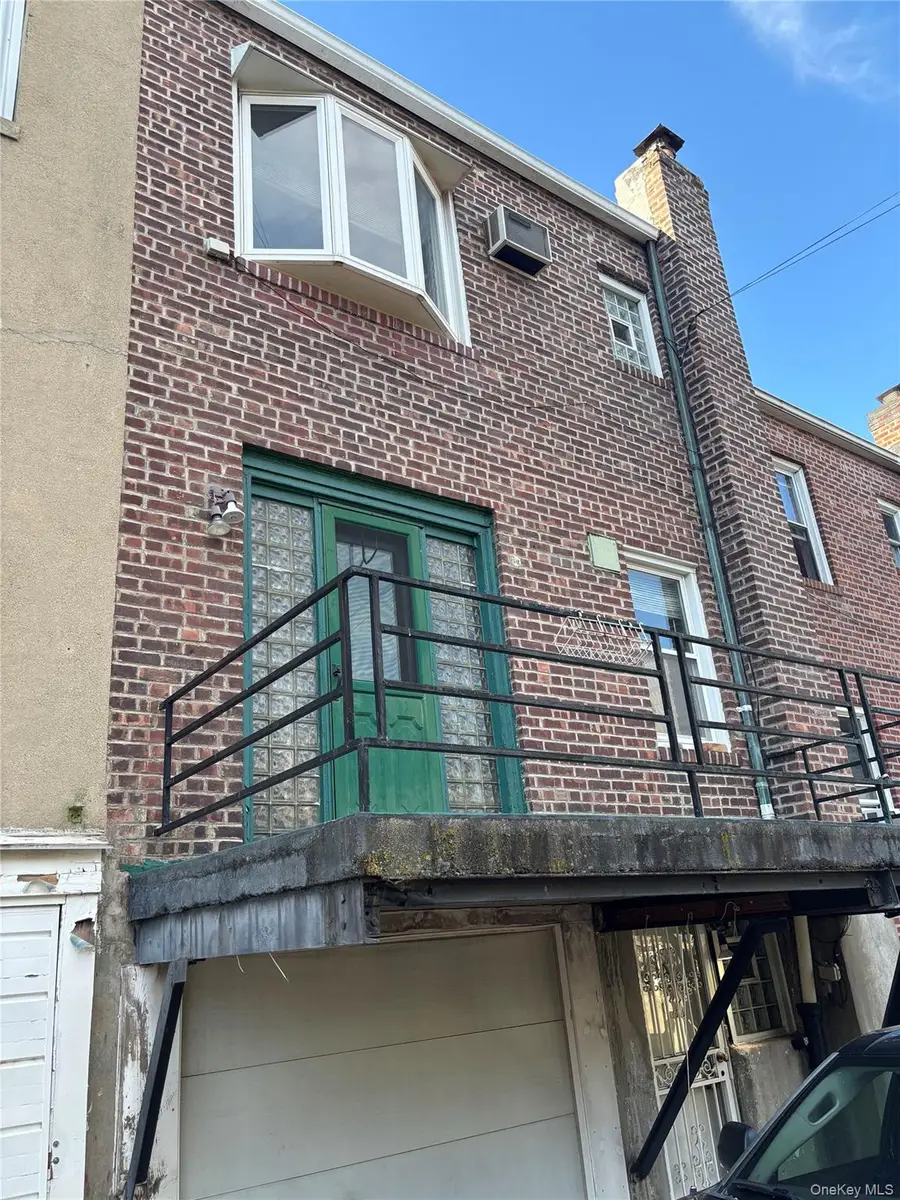 7350 52nd Road, Maspeth, NY 11378 - #3