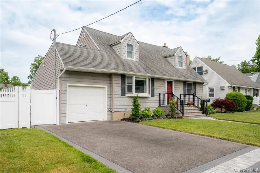 94 Pacific Street, Massapequa Park, NY 11762 - #2