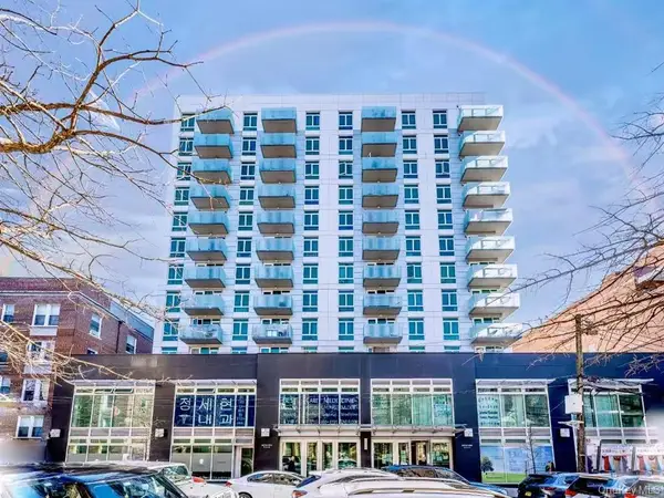 14238 37th Avenue #13D, Flushing, NY 11354