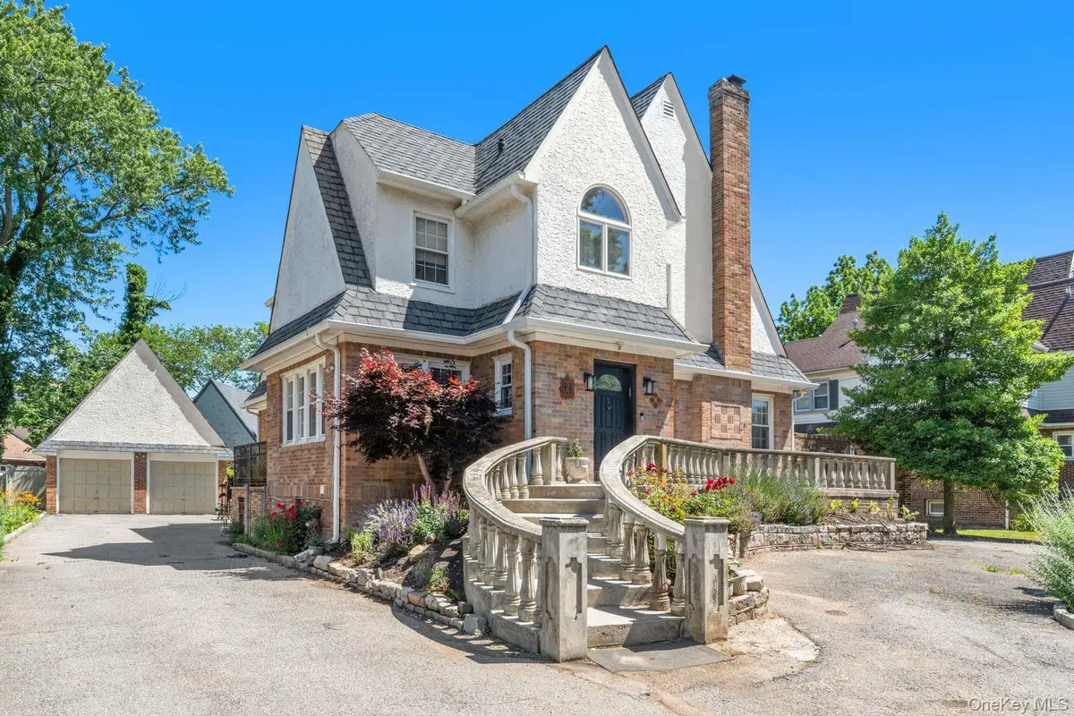 98 Washington Avenue S, Lawrence, NY 11559 - #1