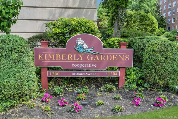 1300 Midland Avenue #A30, Yonkers, NY 10704