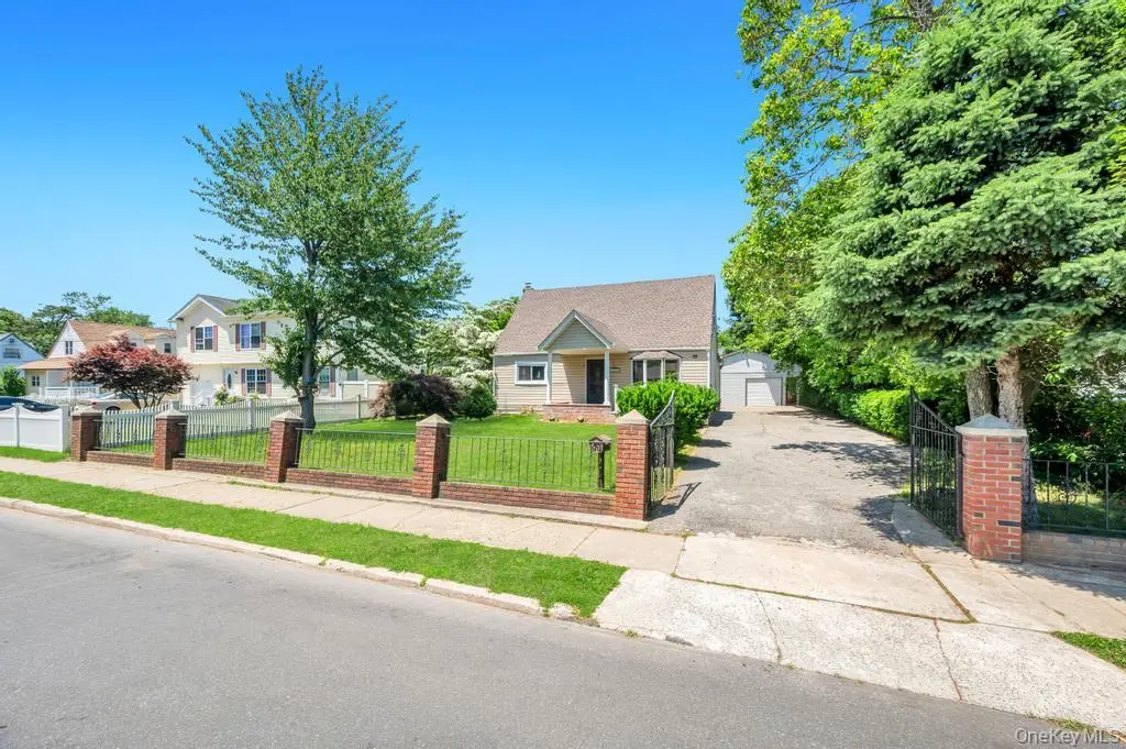27 Yarnell Street, Brentwood, NY 11717 - #1