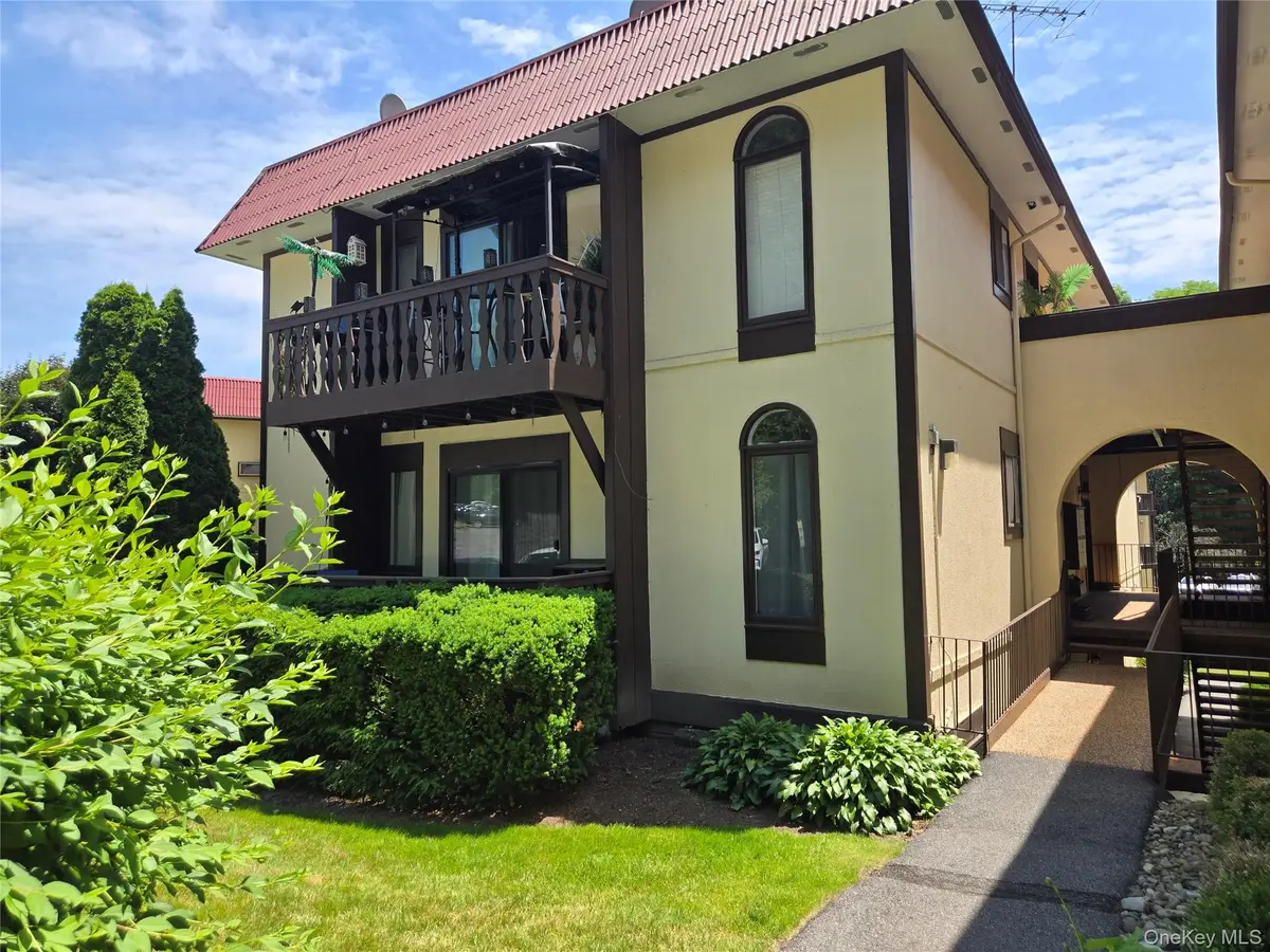 13 Granada Crescent #7, White Plains, NY 10603 - #1
