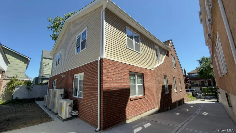 4077 Seton Avenue, Bronx, NY 10466 - #2