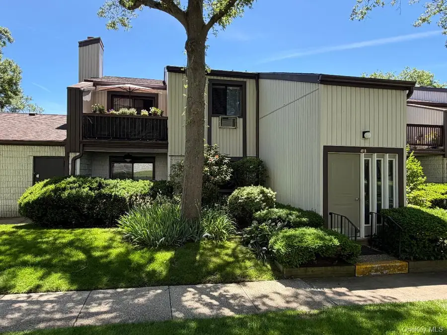 49 Richmond Boulevard #1B, Ronkonkoma, NY 11779 - #2
