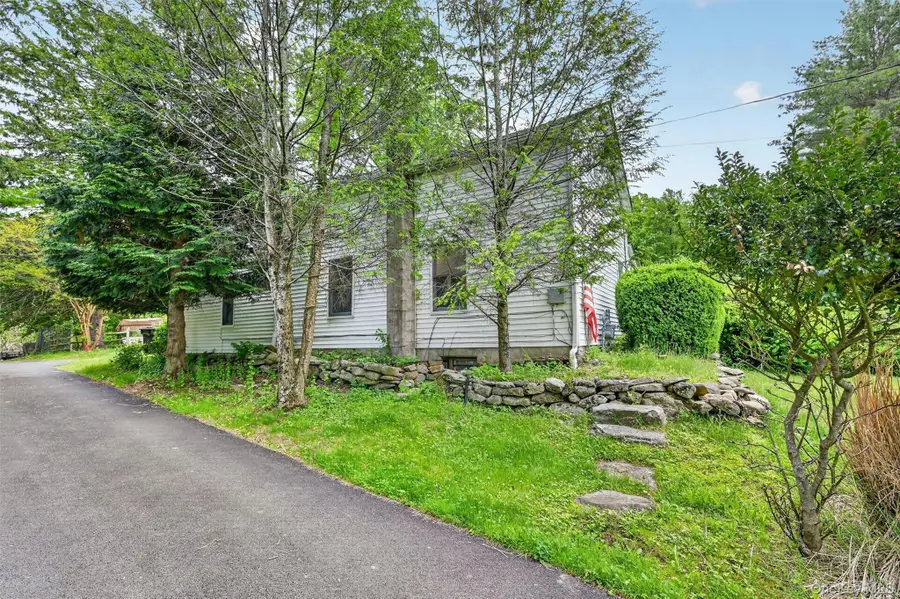 414 Buena Vista Road, New City, NY 10956 - #3