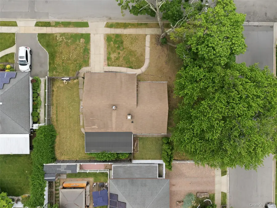 67 E End Avenue, Hicksville, NY 11801 - #3