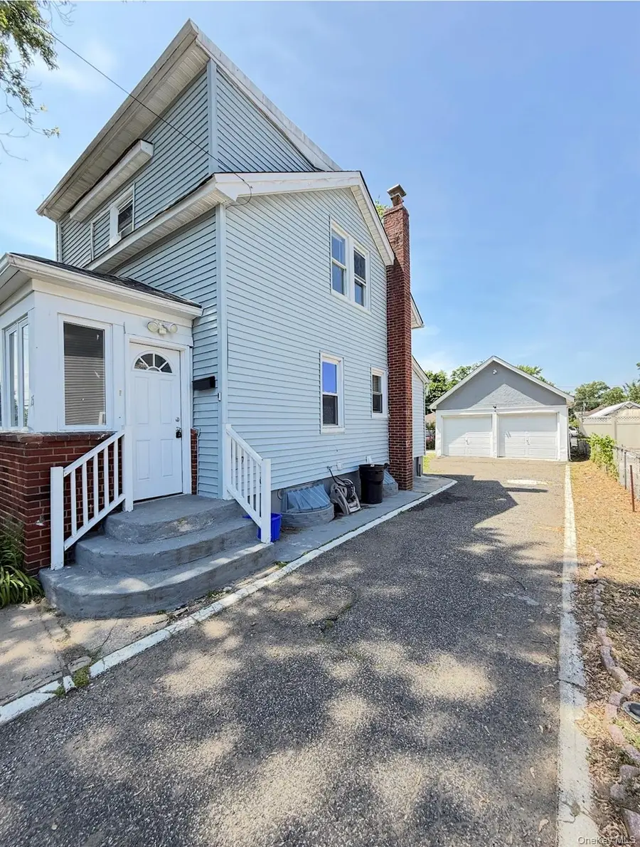 15 Mirin Avenue, Roosevelt, NY 11575 - #2