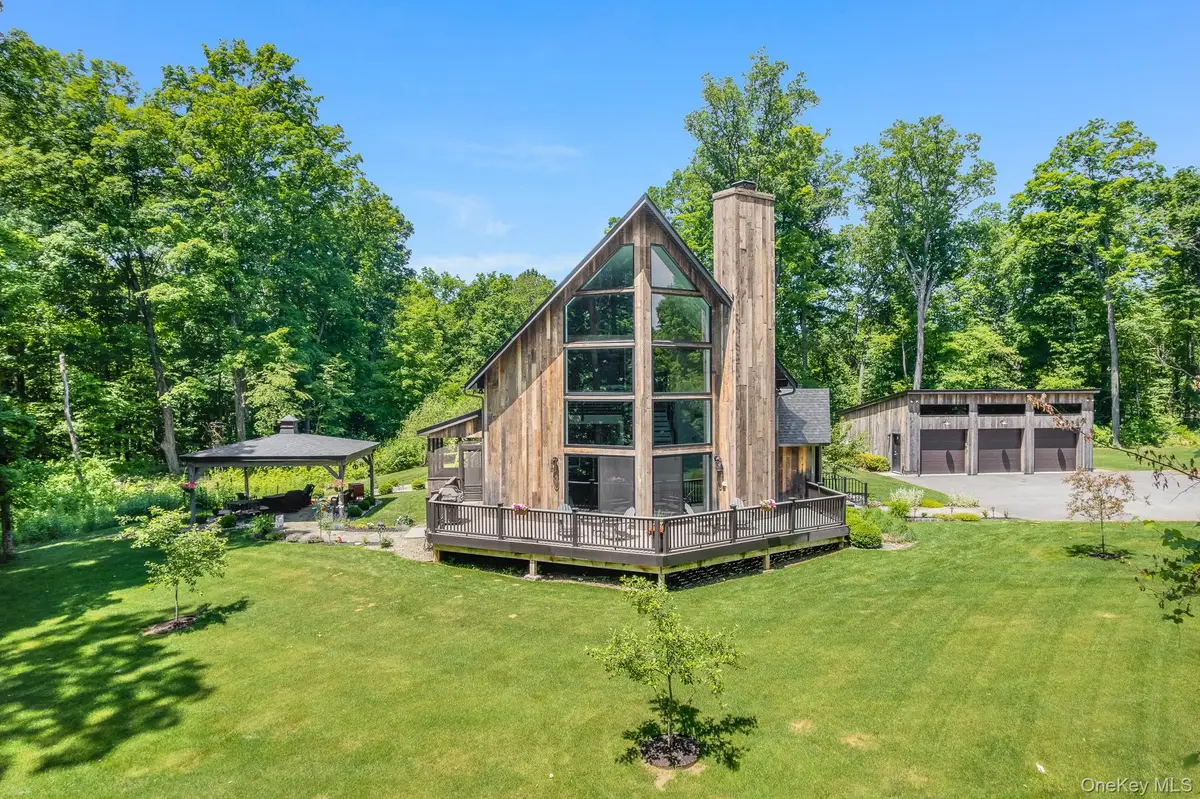 62 Flower Road, Hopewell Junction, NY 12533 - #1