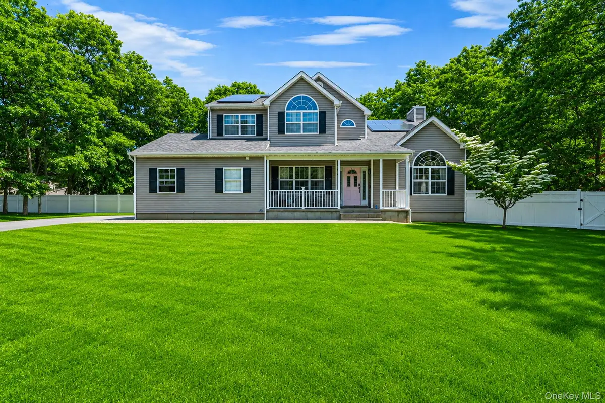 9 Mulligan Drive, Medford, NY 11763 - #1