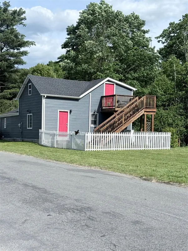 33 Walker Street, Middletown, NY 10963