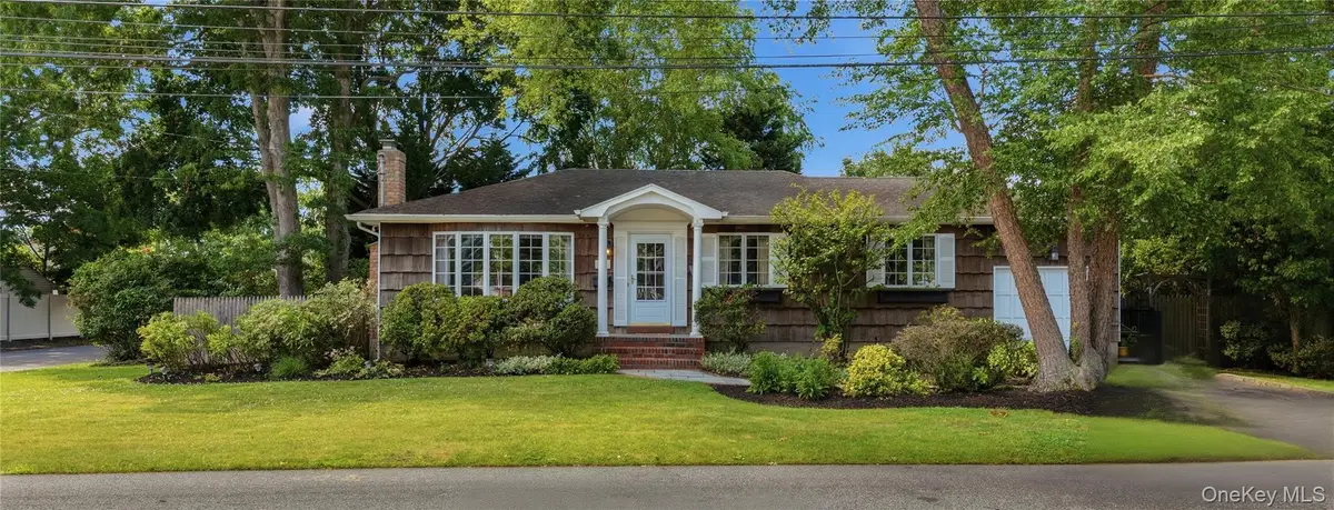 350 Columbus Avenue, West Babylon, NY 11704 - #1
