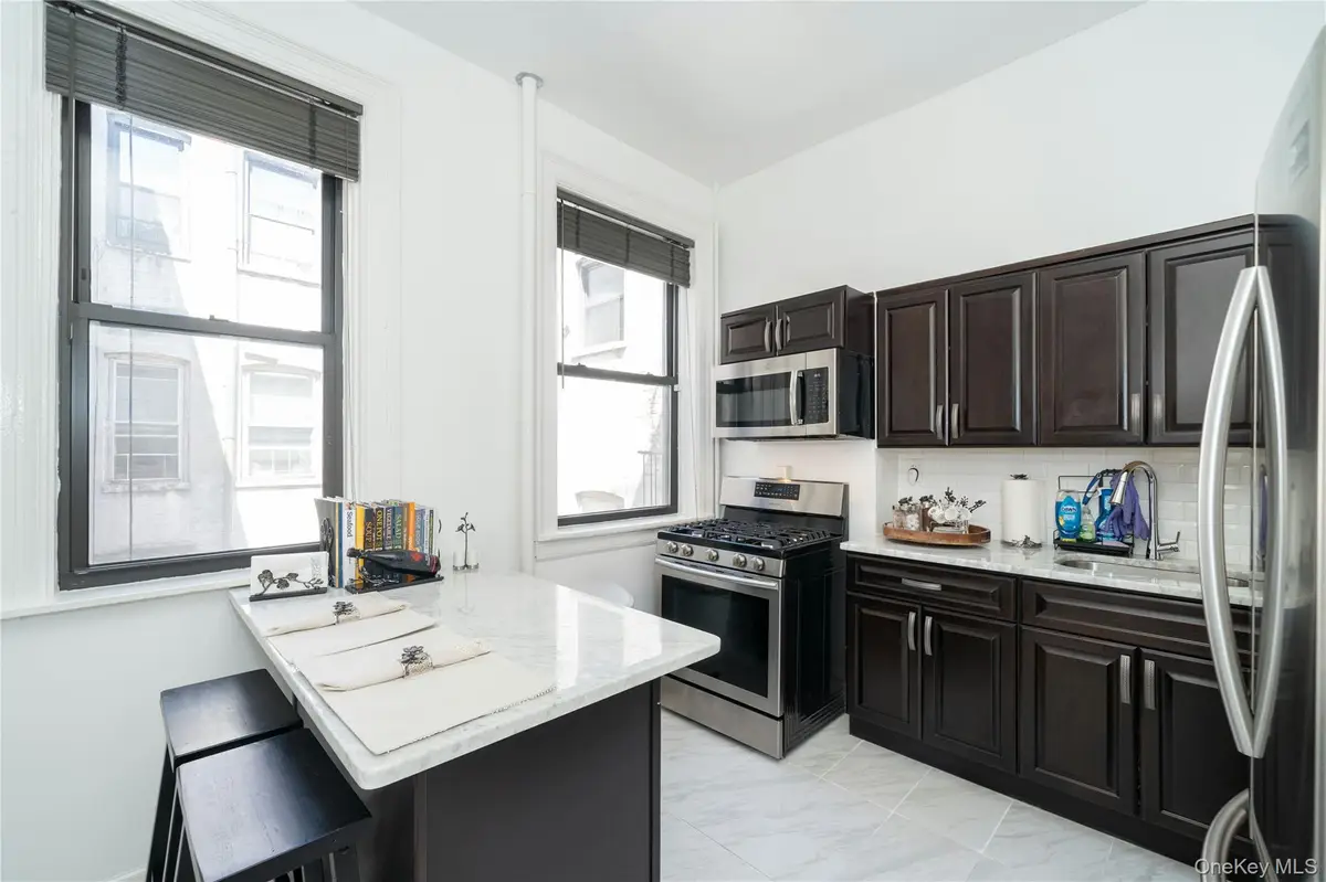 92 Hamilton Avenue #5E, Yonkers, NY 10705 - #1