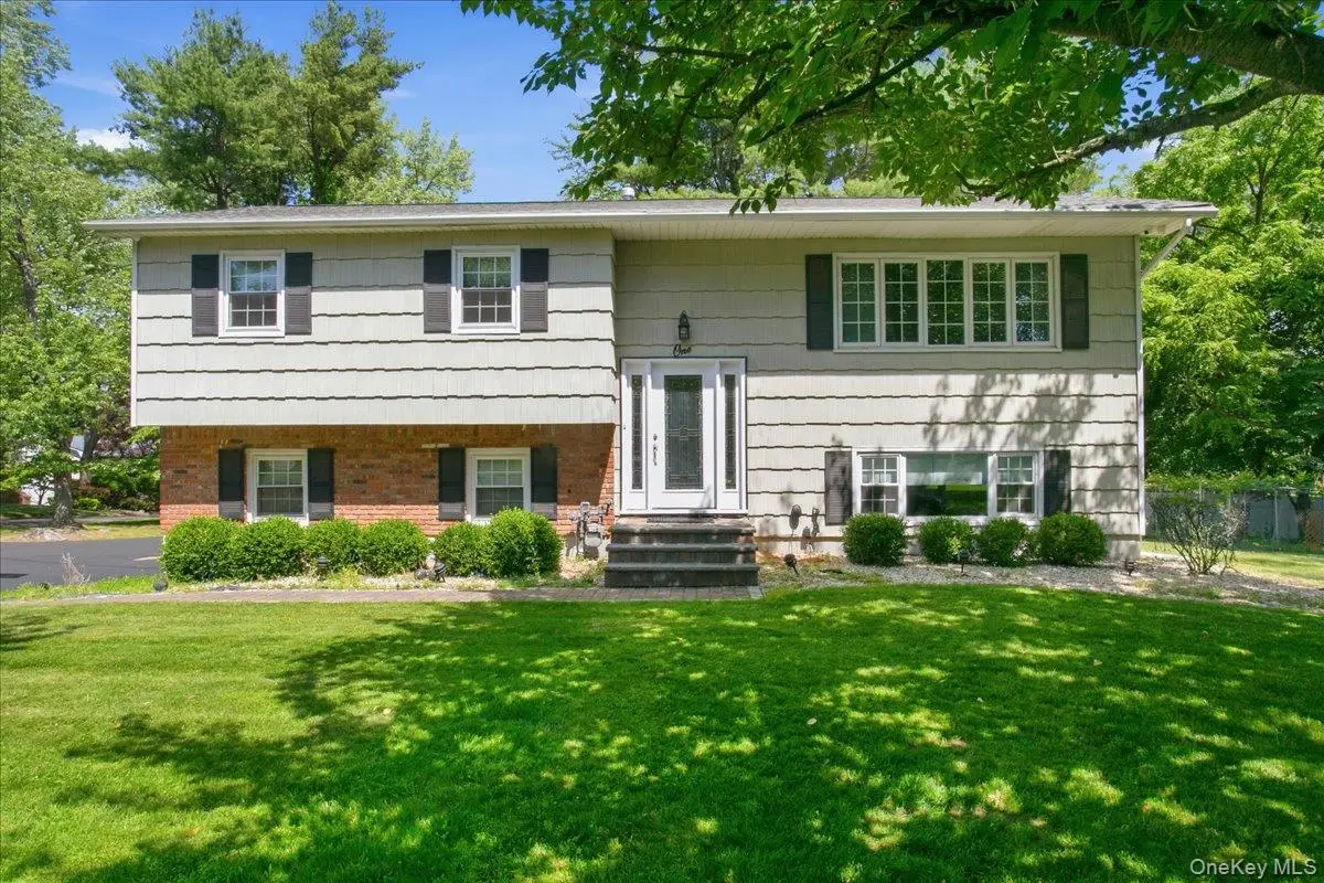 1 Saddle Lane, New City, NY 10956 - #1