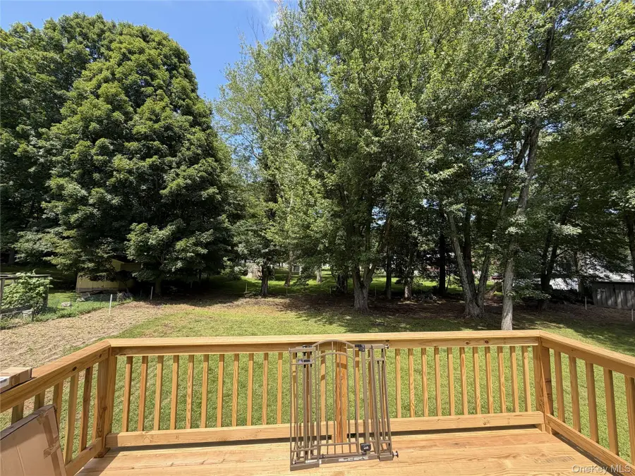 4 Flower Lane, Valley Cottage, NY 10989 - #2