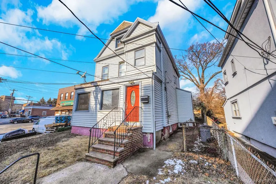 1052 Mclean Avenue, Yonkers, NY 10704 - #1