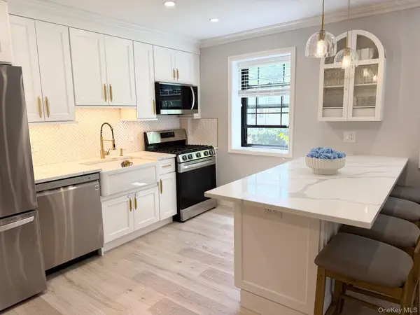 1271 California Road #D-3, Eastchester, NY 10709